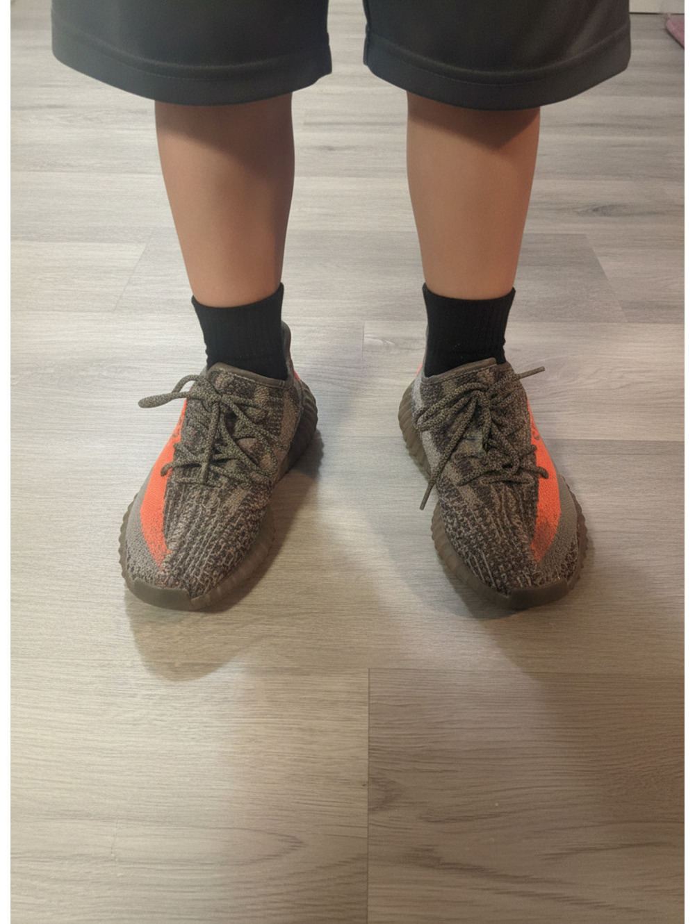 Adidas Yeezy Boost 350 V2 Beluga Sneakers Size 9